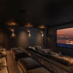 BIOSKOP PRIVAT BIOSKOP PRIVAT